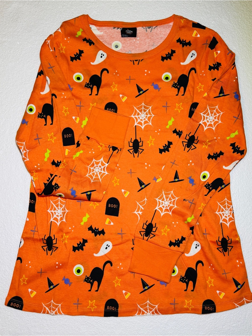 Women’a Orange Halloween 2 Piece Pajama Set with Spooky Print M NEW - Picture 3 of 3